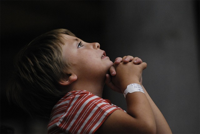 child praying